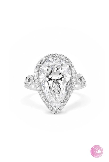 pear-shaped-engagement-ring-forevermark